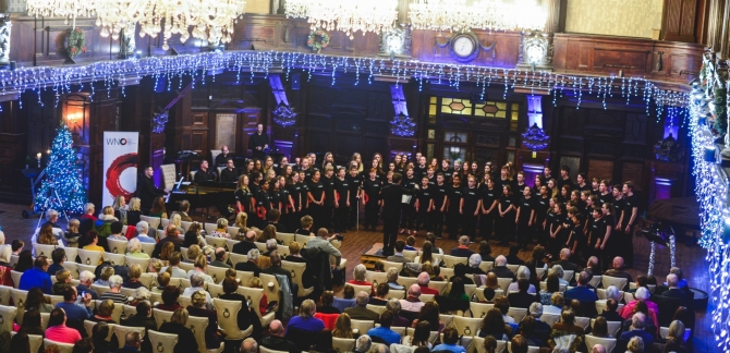 Smallerwnochristmasconcert2017kirstenmcternan 239 WNO Youth Opera and Community Chorus on stage.