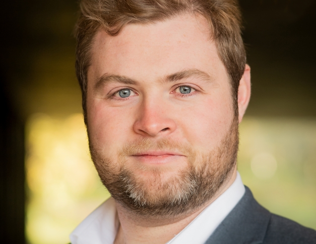 Andrew Henley Headshot