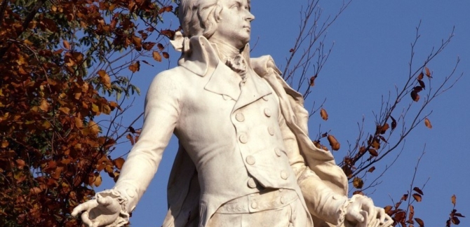 Mozart  Statue